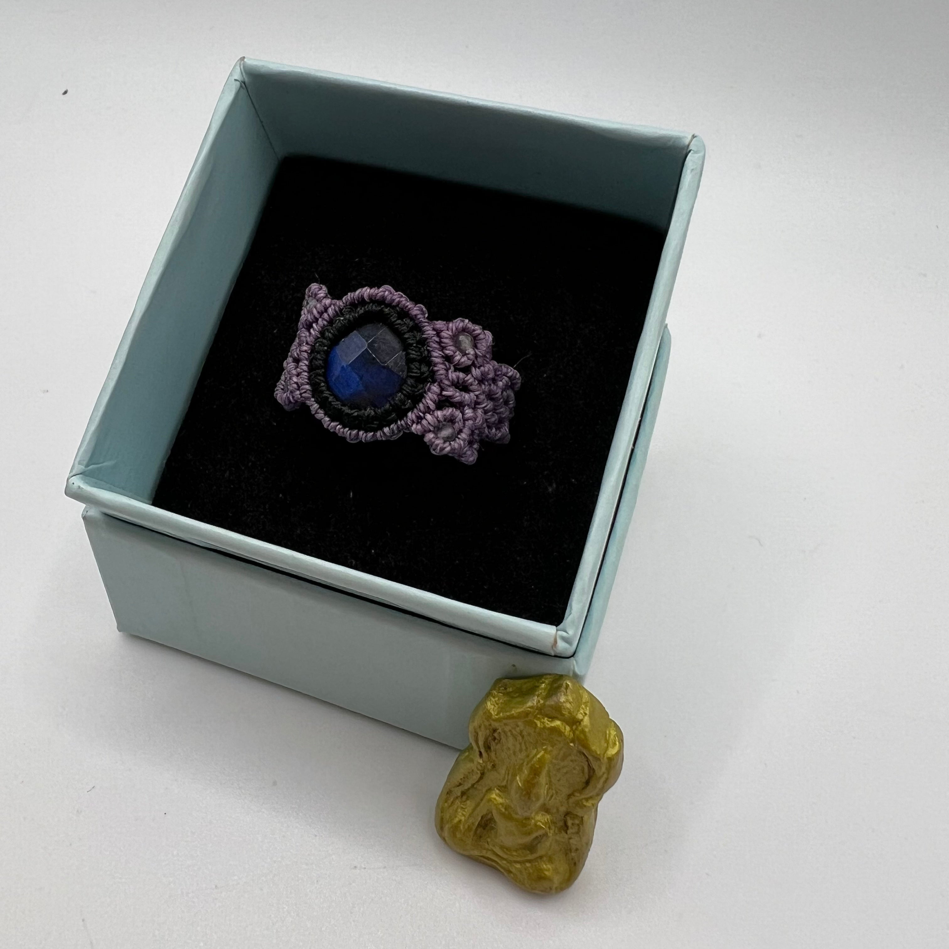 Anillo Labradorita Micro-Macramé