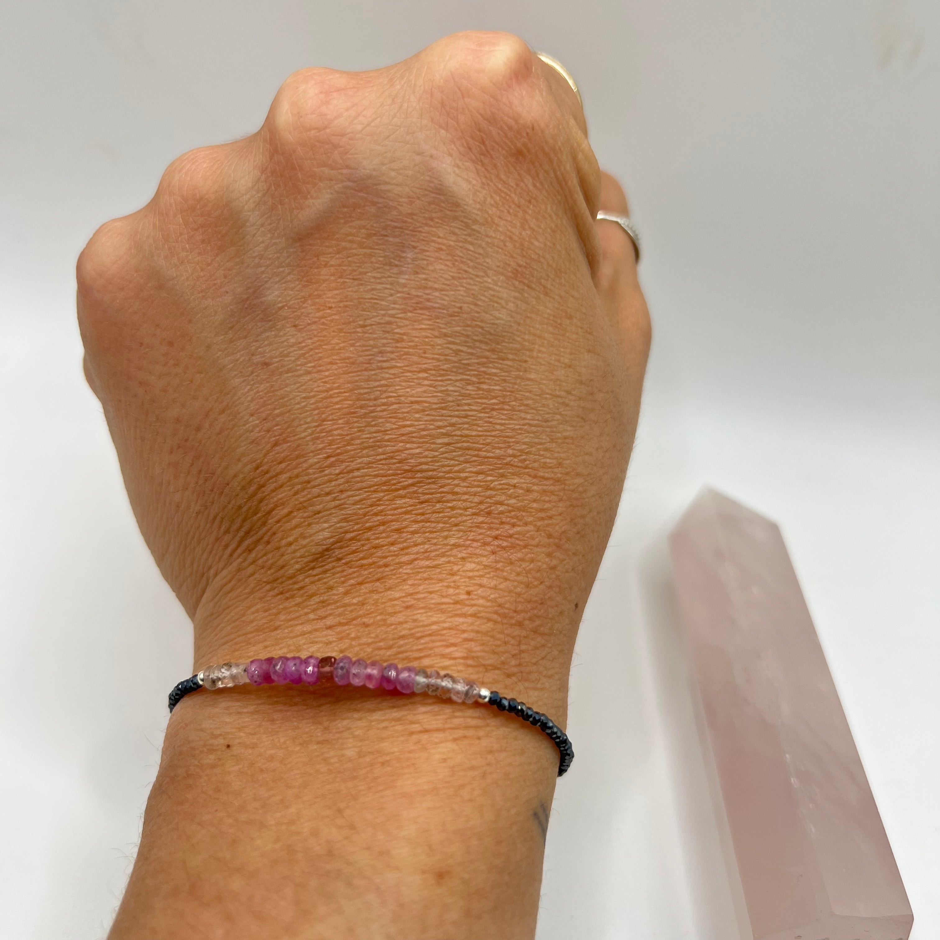 Pulsera Zafiro Rosa y Espinela Negra