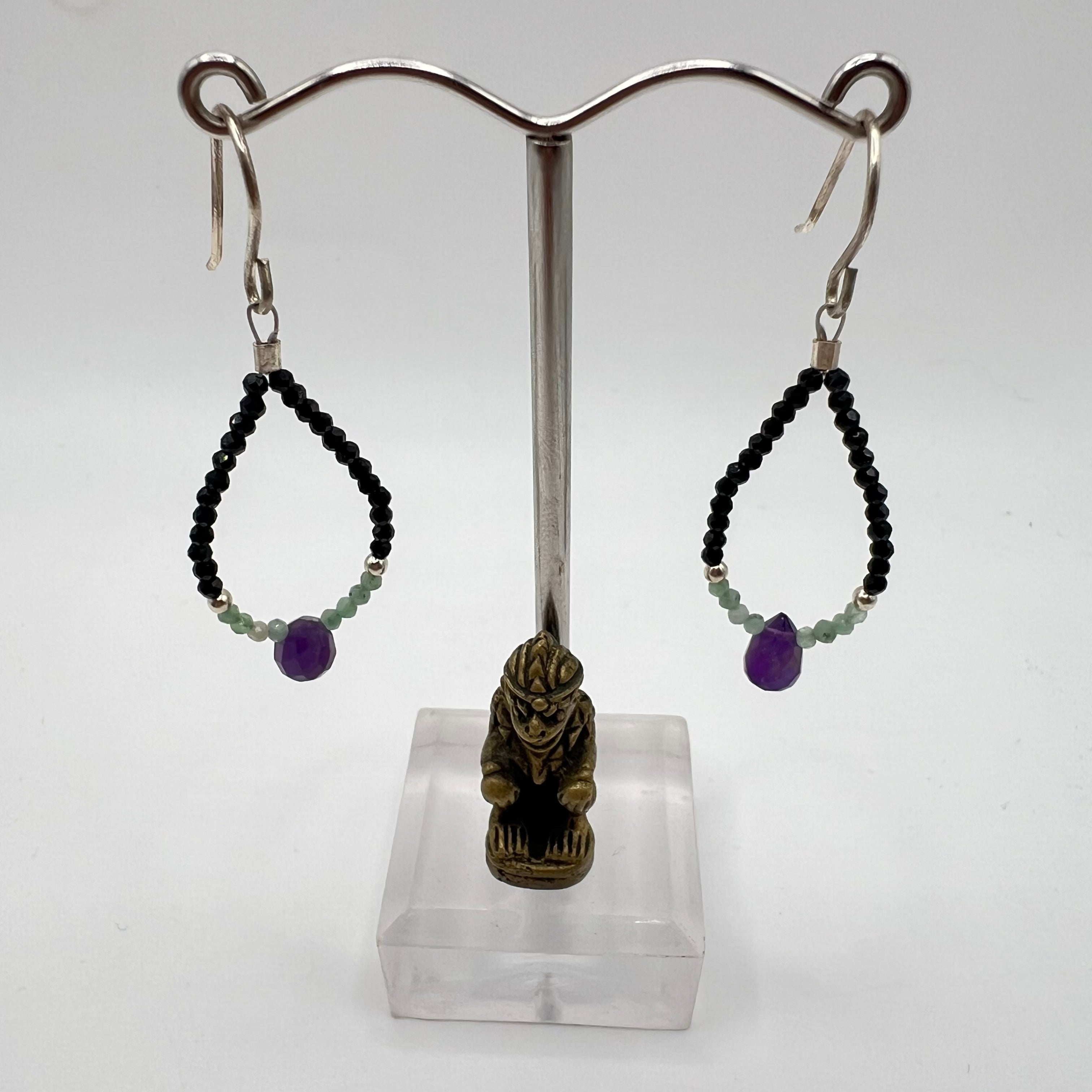 Pendientes Gotas de Amatista, Esmeralda y Espinela Negra