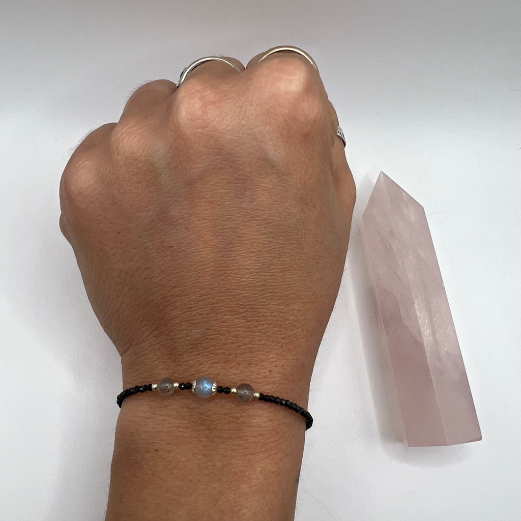 Pulsera Labradorita y Espinela Negra