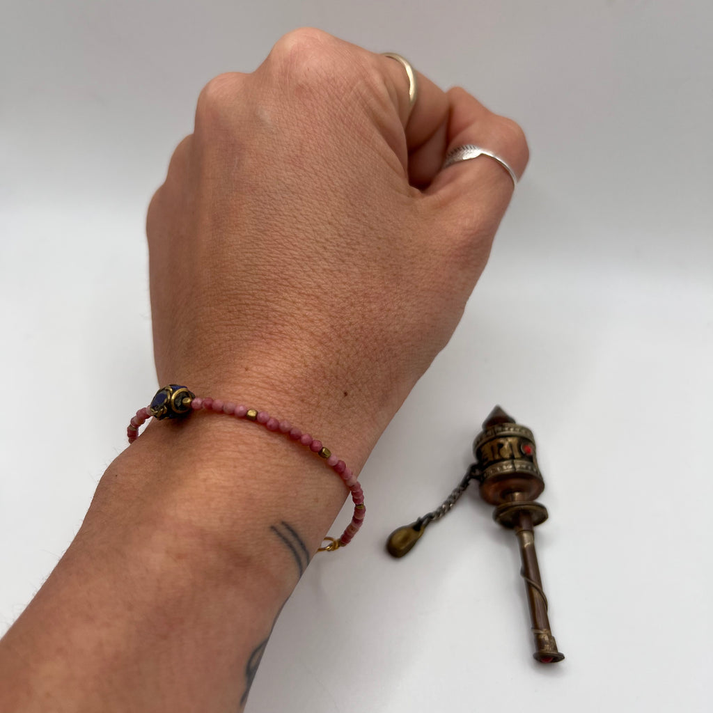 Pulsera Tibetana Lapislázuli y Rodonita
