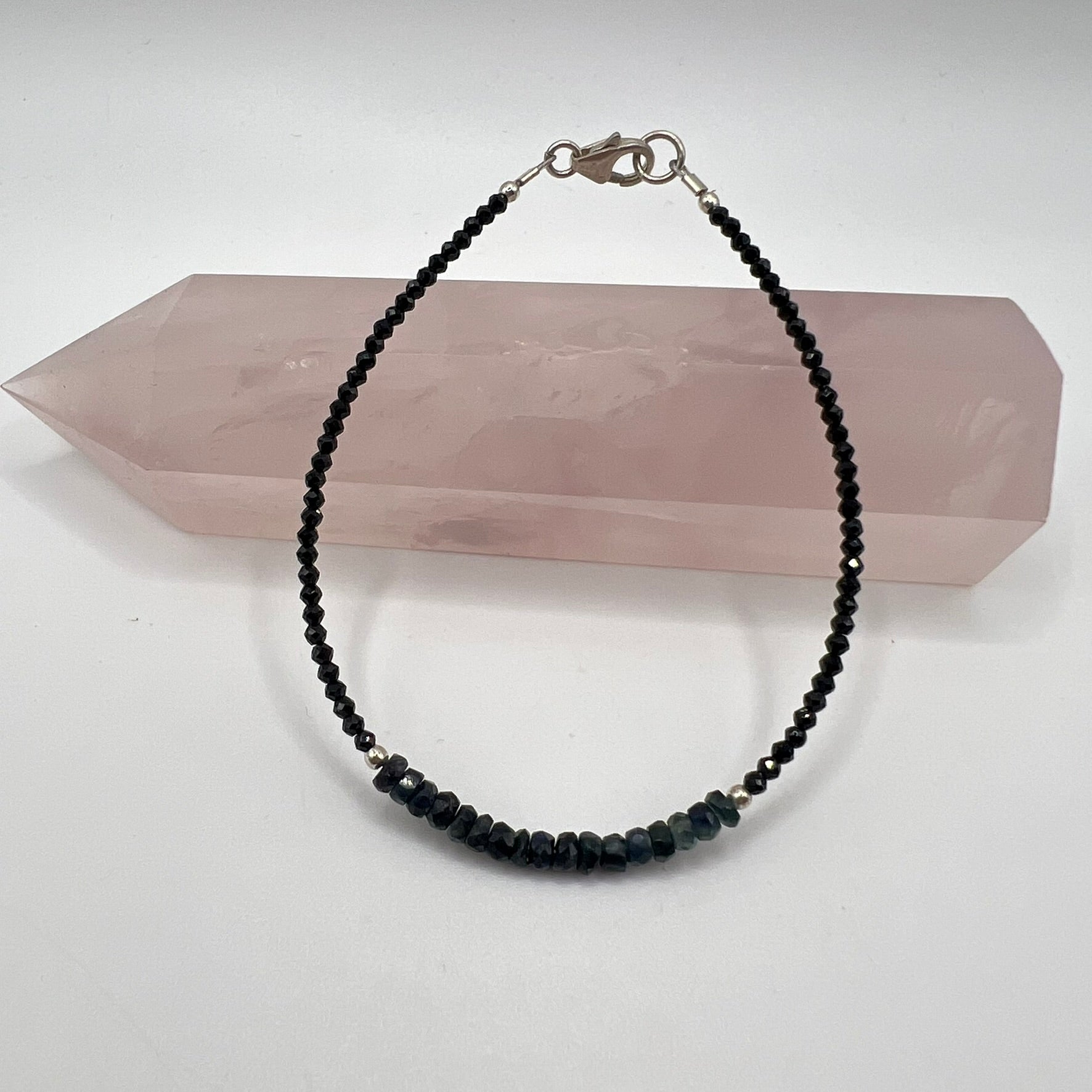Pulsera Zafiro Azul y Espinela Negra