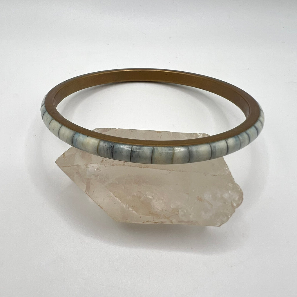 Pulsera Rígida Original de Nepal · Latón & Hueso