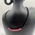 Conjunto Gargantilla & Pulsera · Espinela Rosa y Negra