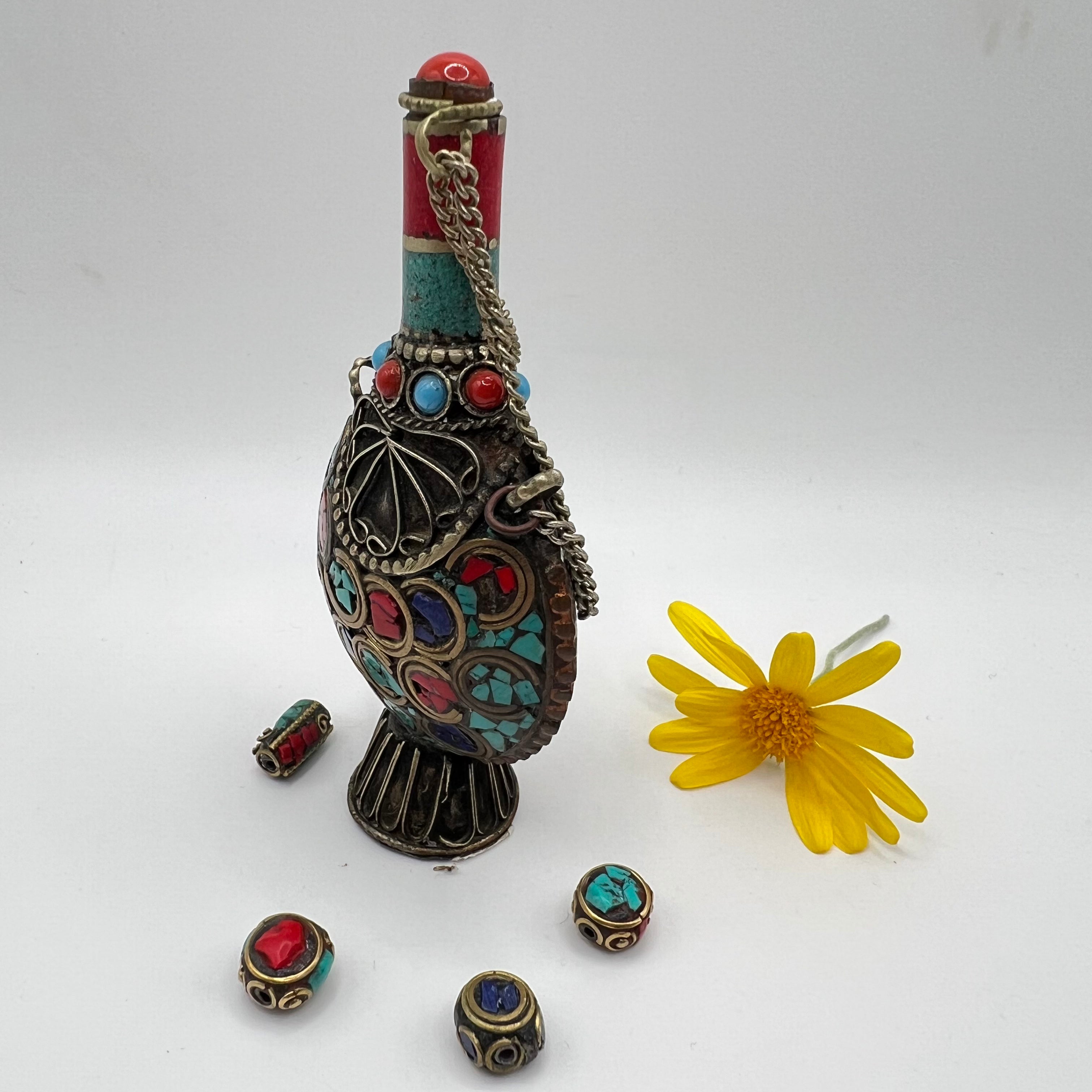 Perfumero Tibetano Grande — Plata Tibetana con Incrustaciones