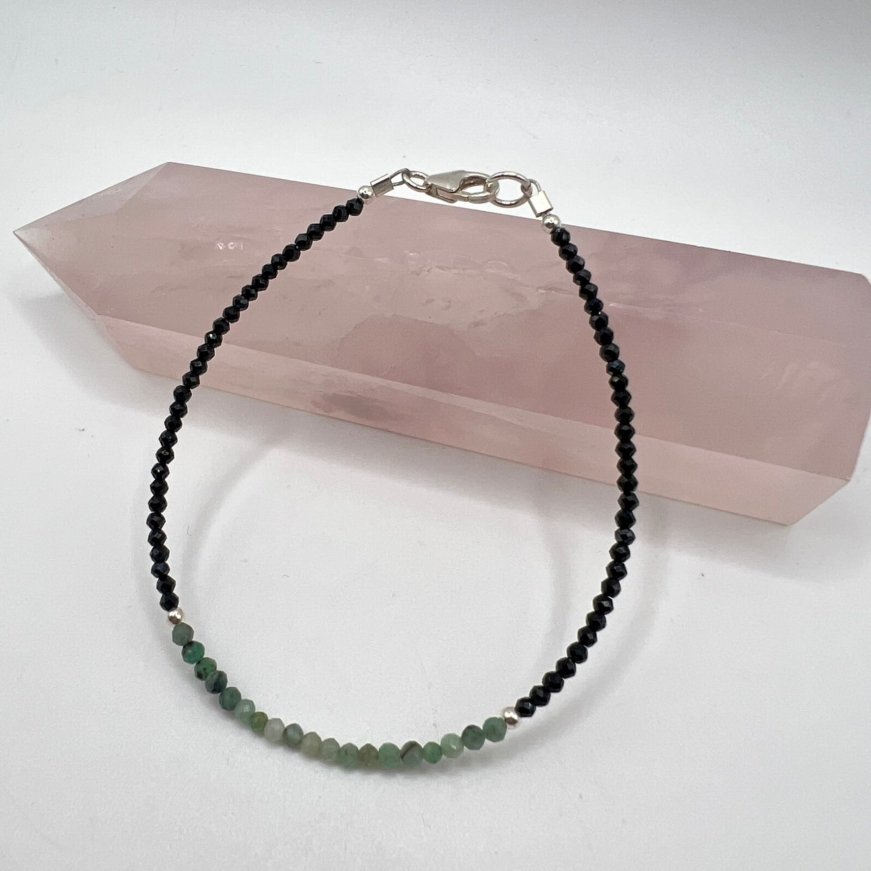 Pulsera Esmeralda Mini y Espinela Negra