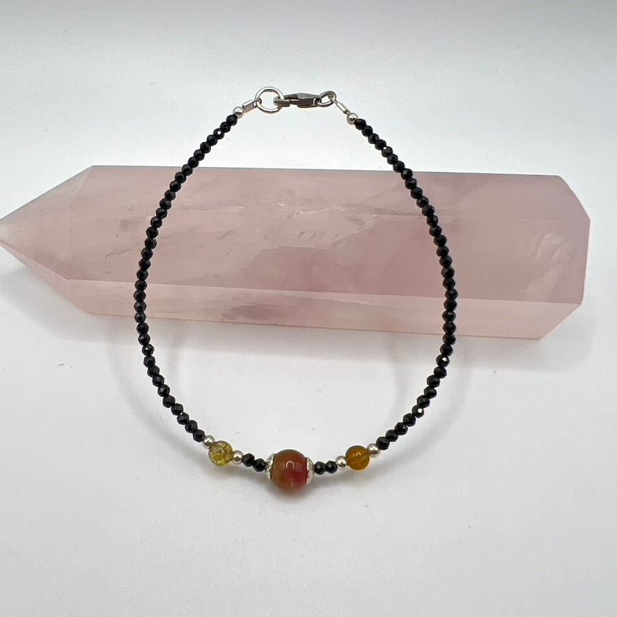 Pulsera Turmalina Rosa y Amarilla con Espinela Negra