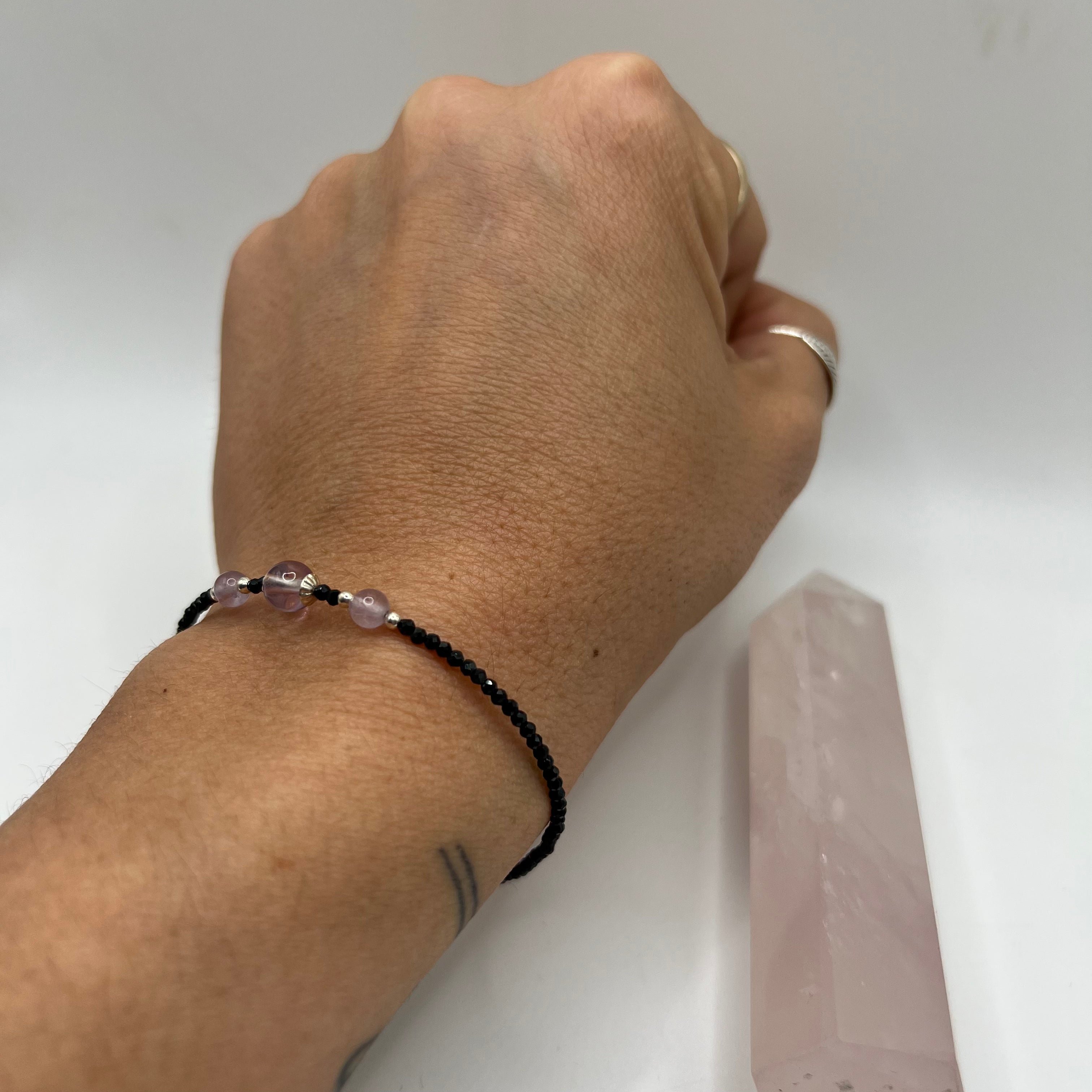 Pulsera Amatista y Espinela Negra