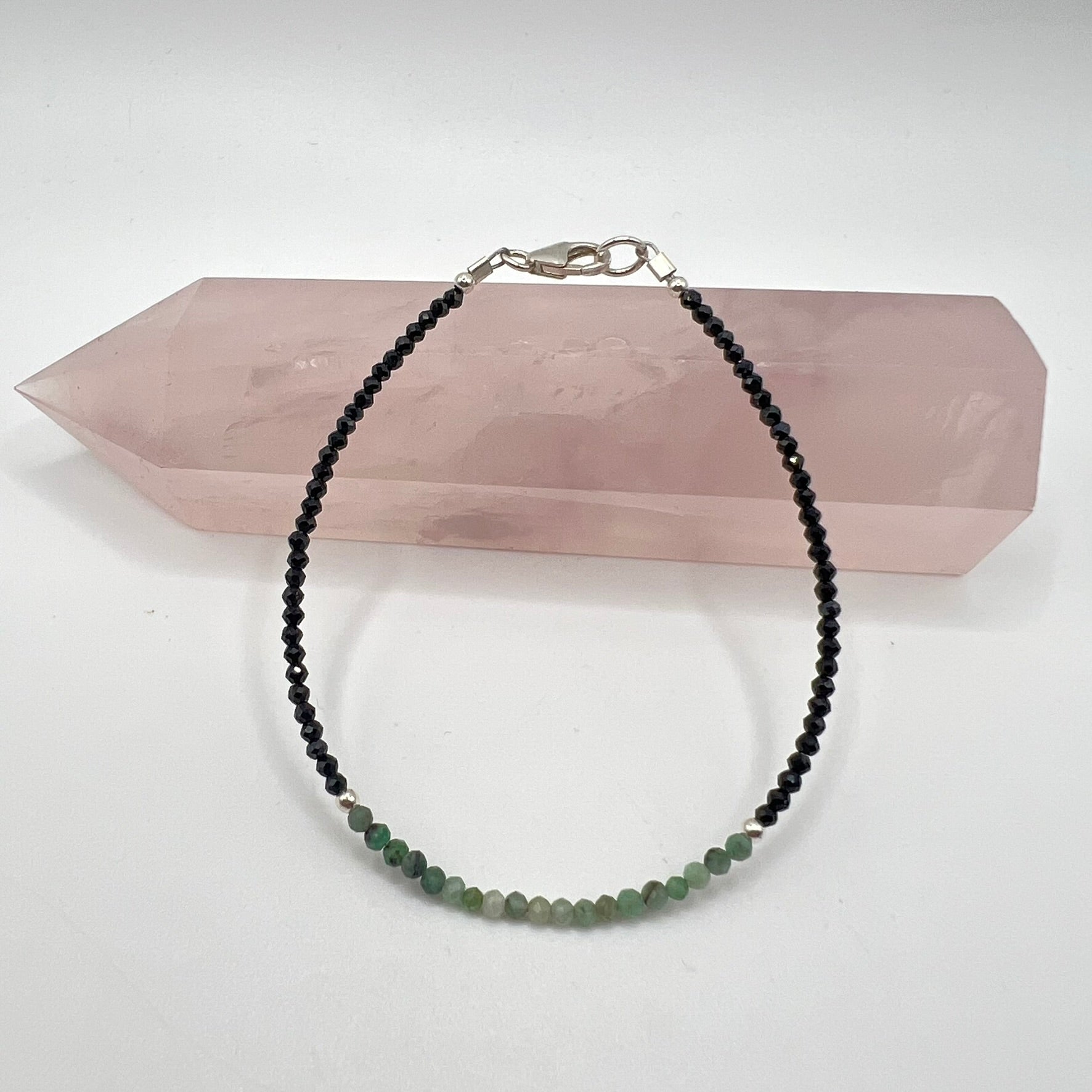 Pulsera Esmeralda Mini y Espinela Negra
