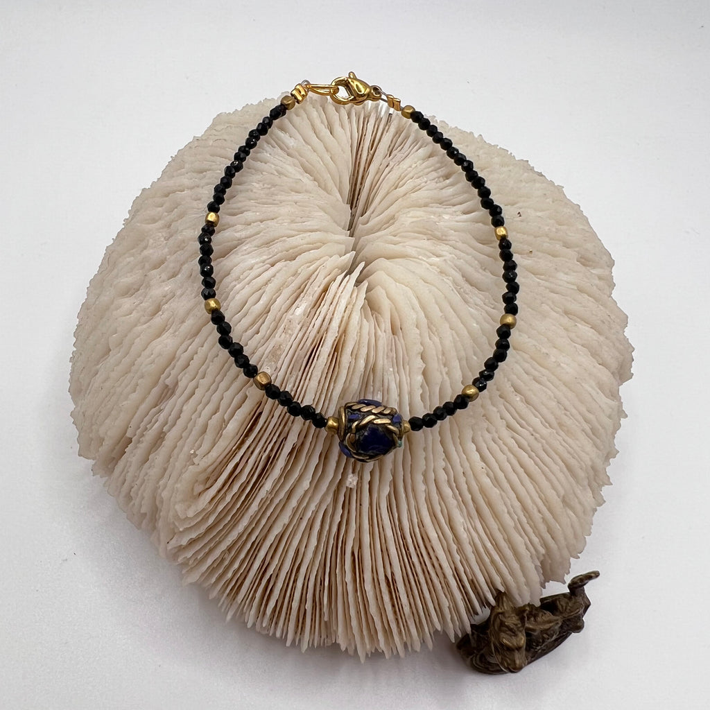 Pulsera Tibetana y Espinela Negra