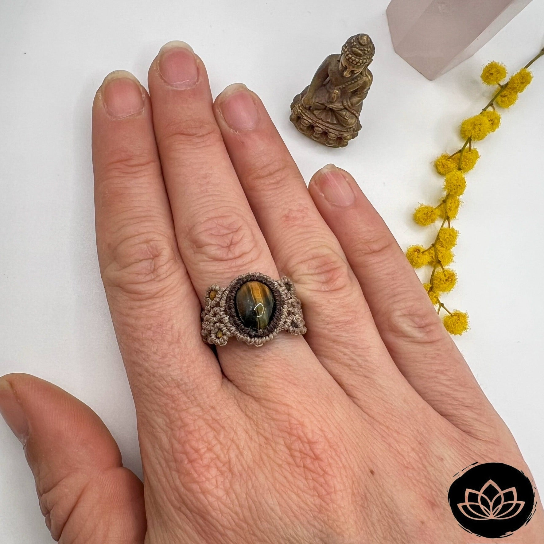 Anillo Ojo de Tigre Micro-Macramé