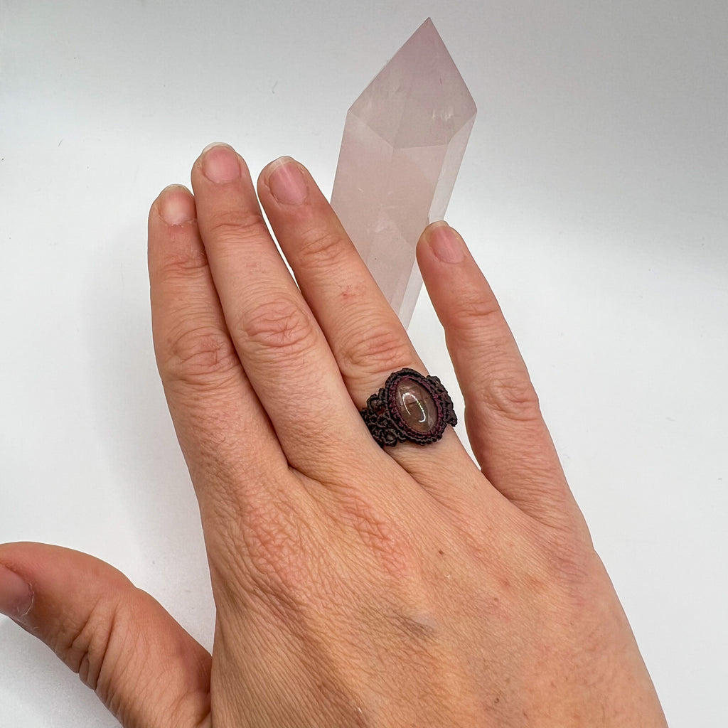 Anillo Turmalina Rosa Micro-Macramé
